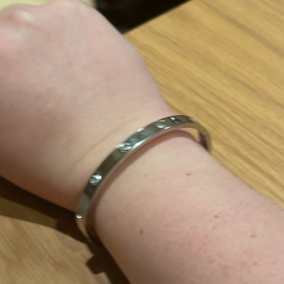 STUDDED BANGLE BRACELET - Picture 5 of 7